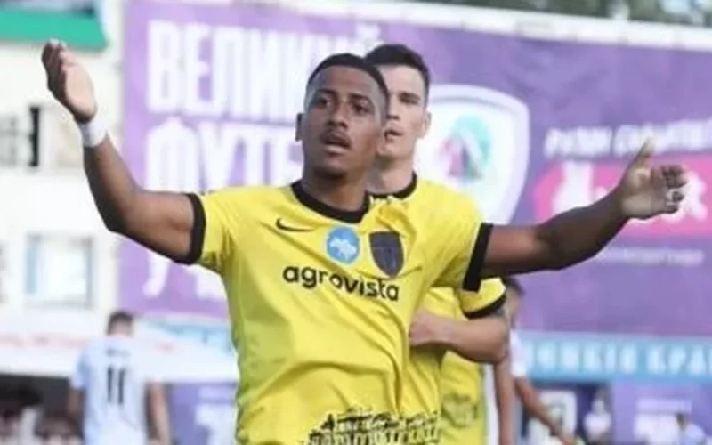 صفقة مثيرة.. الزمالك يُنفق 1.8 مليون يورو على خوان ألفينا